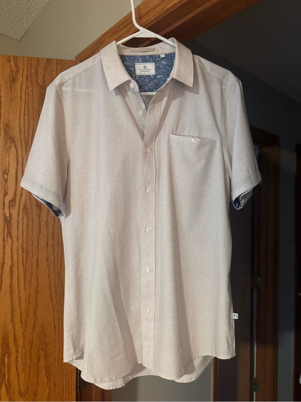7 Diamonds men's beige shirt.  Size large. Almost new condition.